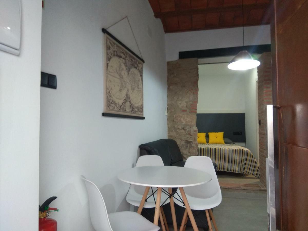 Caleros 8 Estudio - Apartamentos De La Parte Antigua De Касерес Экстерьер фото